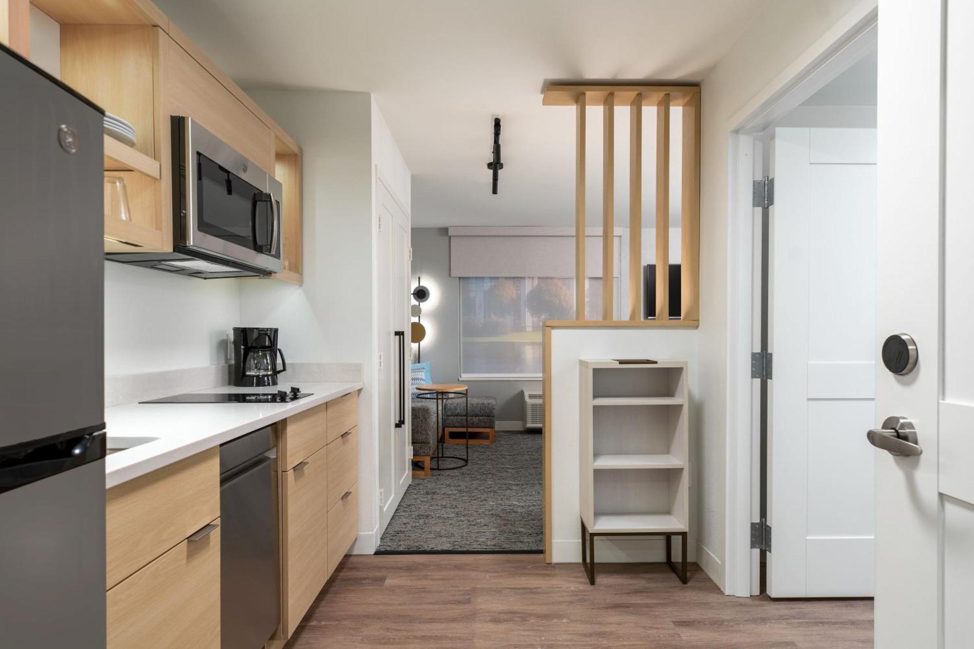 Towneplace Suites By Marriott Калхун Екстериор снимка